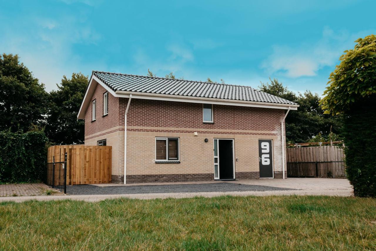 Luxus Familienvilla Mit Jacuzzi & Sauna 2 Tzummarum المظهر الخارجي الصورة