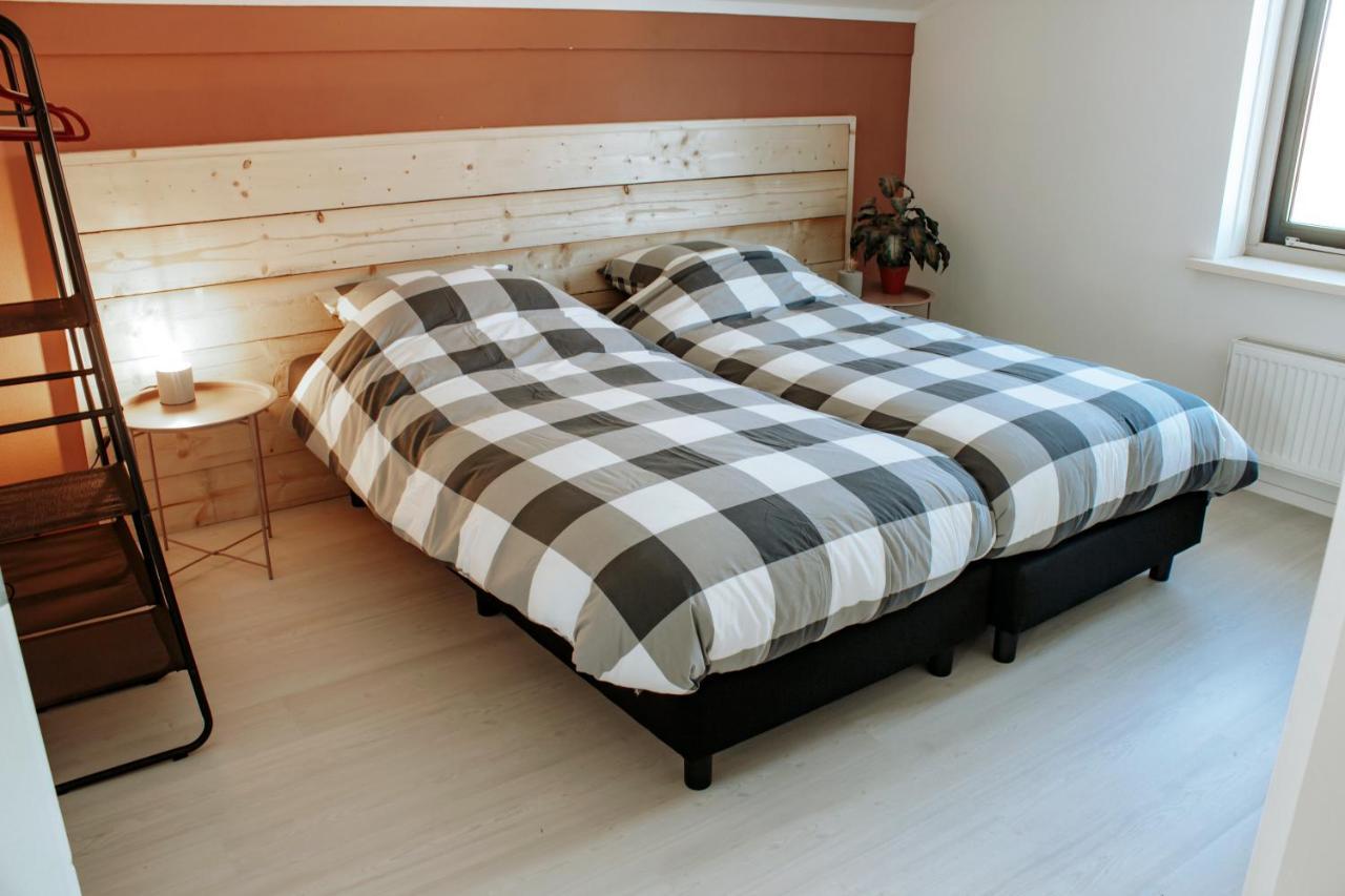 Luxus Familienvilla Mit Jacuzzi & Sauna 2 Tzummarum المظهر الخارجي الصورة