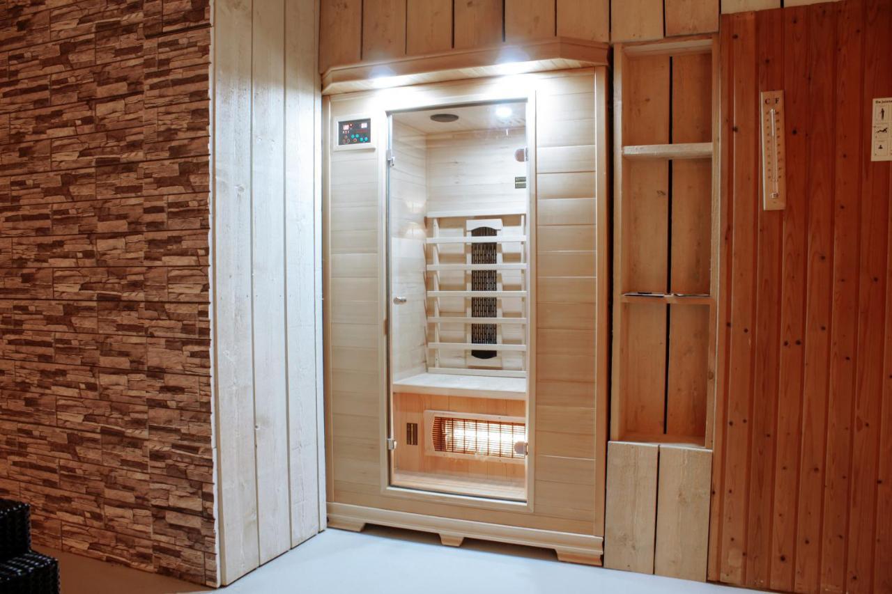 Luxus Familienvilla Mit Jacuzzi & Sauna 2 Tzummarum المظهر الخارجي الصورة
